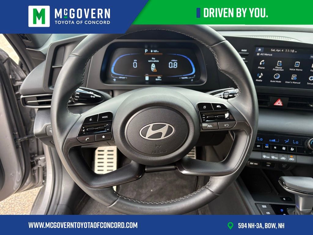 Used 2025 Hyundai Elantra Sport image 25