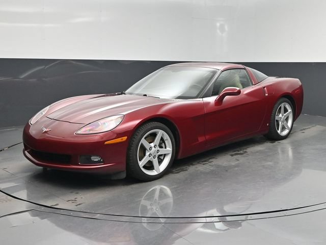 Used 2007 Chevrolet Corvette Coupe w/ Preferred Equipment Group RWD image 22