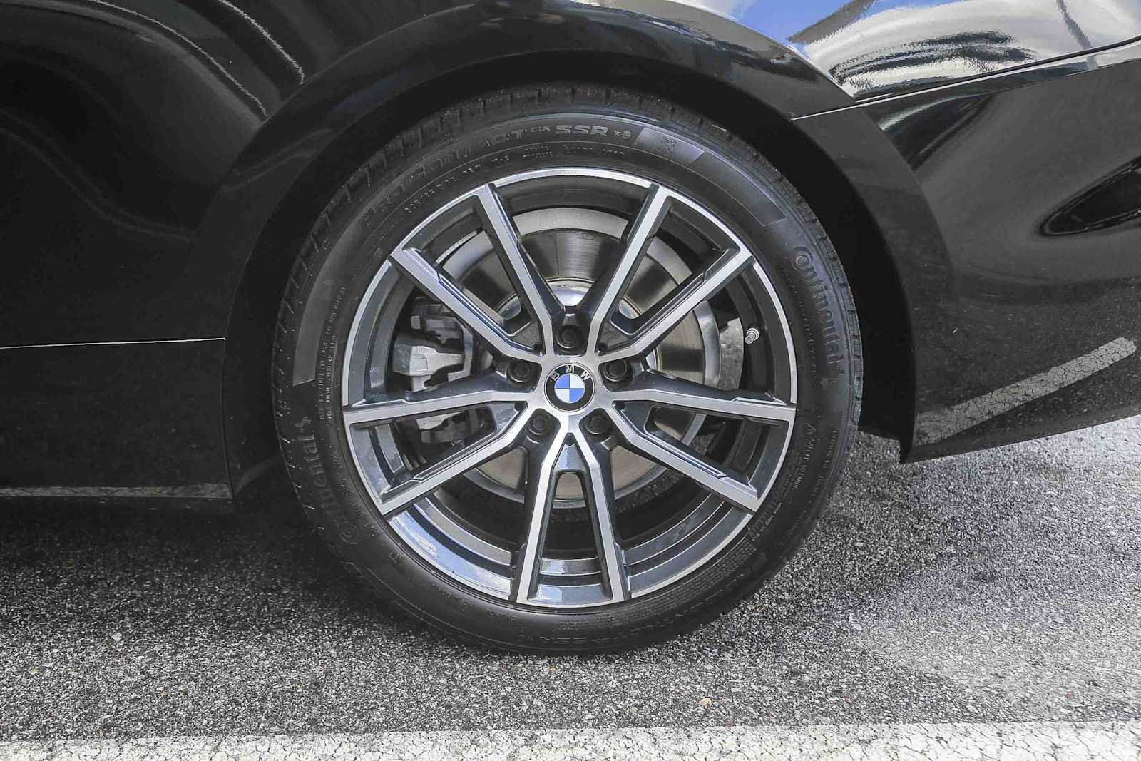 Certified 2023 BMW 430i Convertible w/ Premium Package image 8