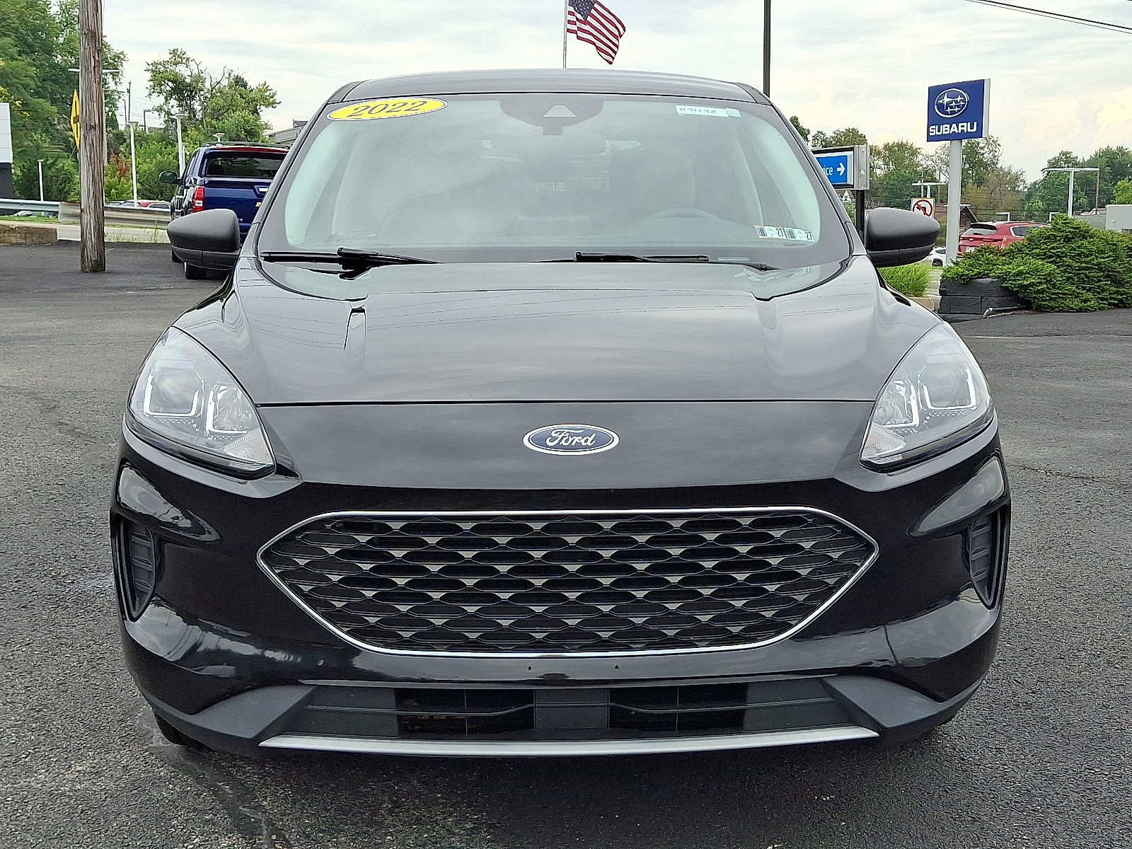 Used 2022 Ford Escape SE AWD/4WD image 2