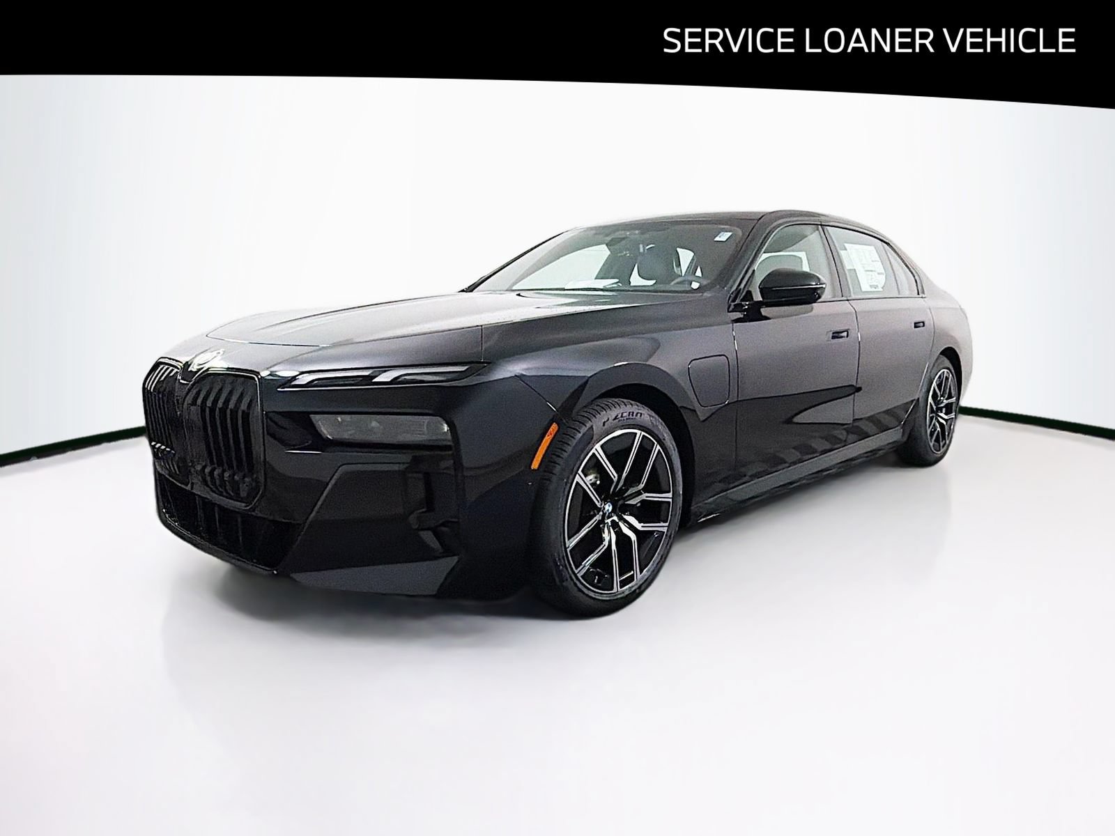 New 2026 BMW 750e xDrive AWD/4WD image 3