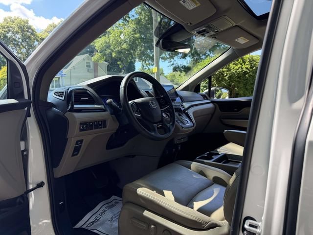 Used 2023 Honda Odyssey Touring image 21