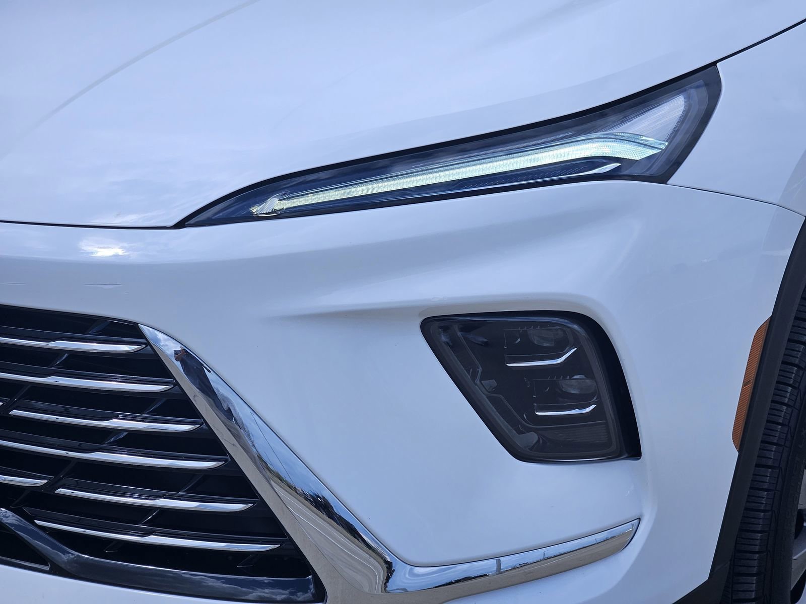 Used 2025 Buick Enclave Preferred image 11