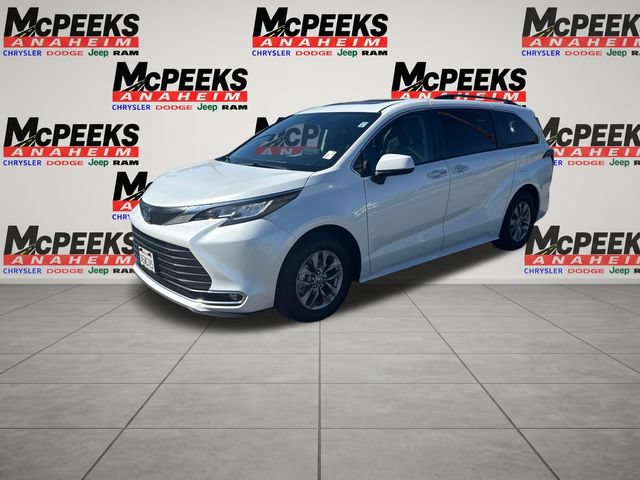 Used 2023 Toyota Sienna XLE