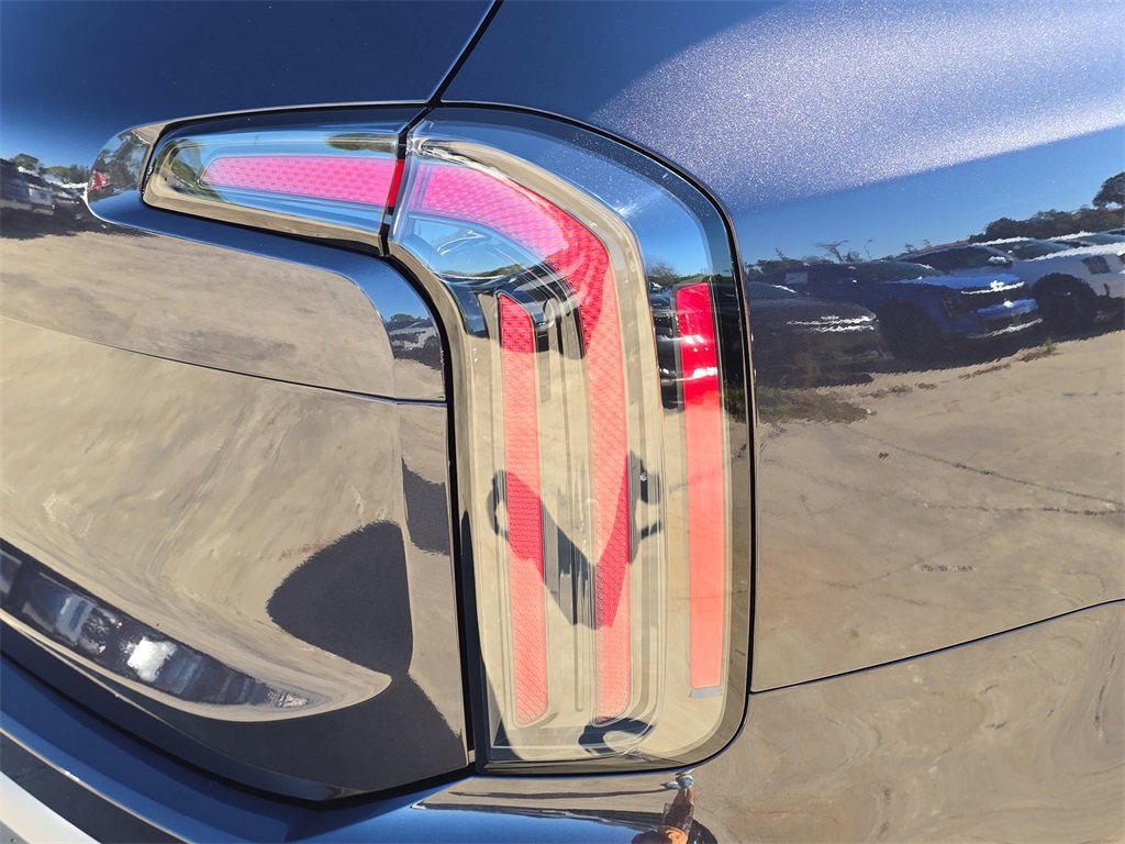 New 2025 Kia Telluride EX image 11
