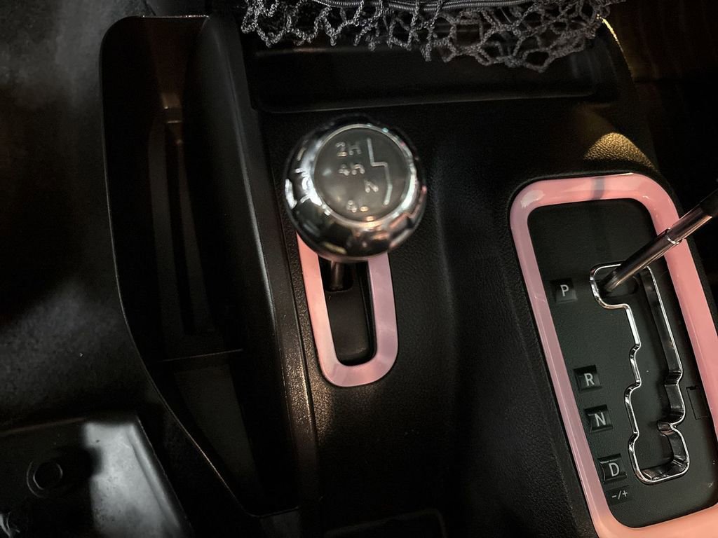 Used 2015 Jeep Wrangler Unlimited Sahara w/ Dual Top Group AWD/4WD image 39