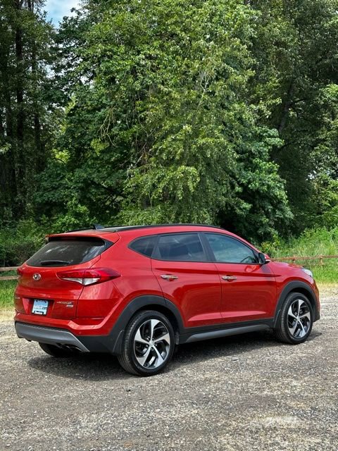 Used 2016 Hyundai Tucson Limited w/ Option Group 03 AWD/4WD image 9