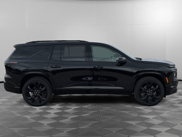 New 2027 Chevrolet Traverse RS w/ LPO, Floor Liner Package AWD/4WD image 6