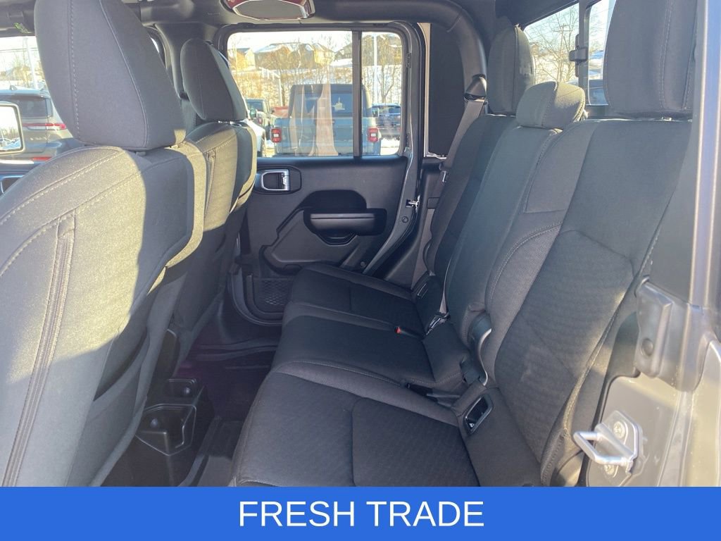 Certified 2020 Jeep Gladiator Sport w/ Quick Order Package 24S image 18