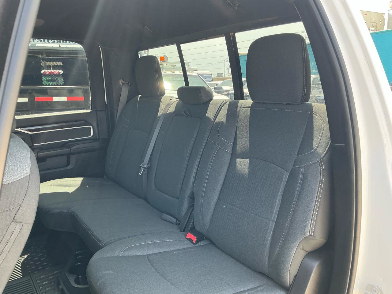 Used 2022 RAM 2500 Big Horn w/ Level C Equiment Group AWD/4WD image 19
