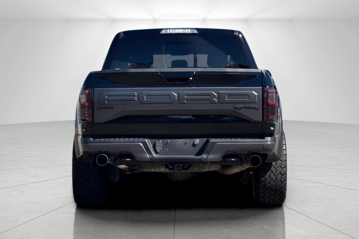 Used 2017 Ford F150 Raptor w/ Equipment Group 802A Luxury image 4