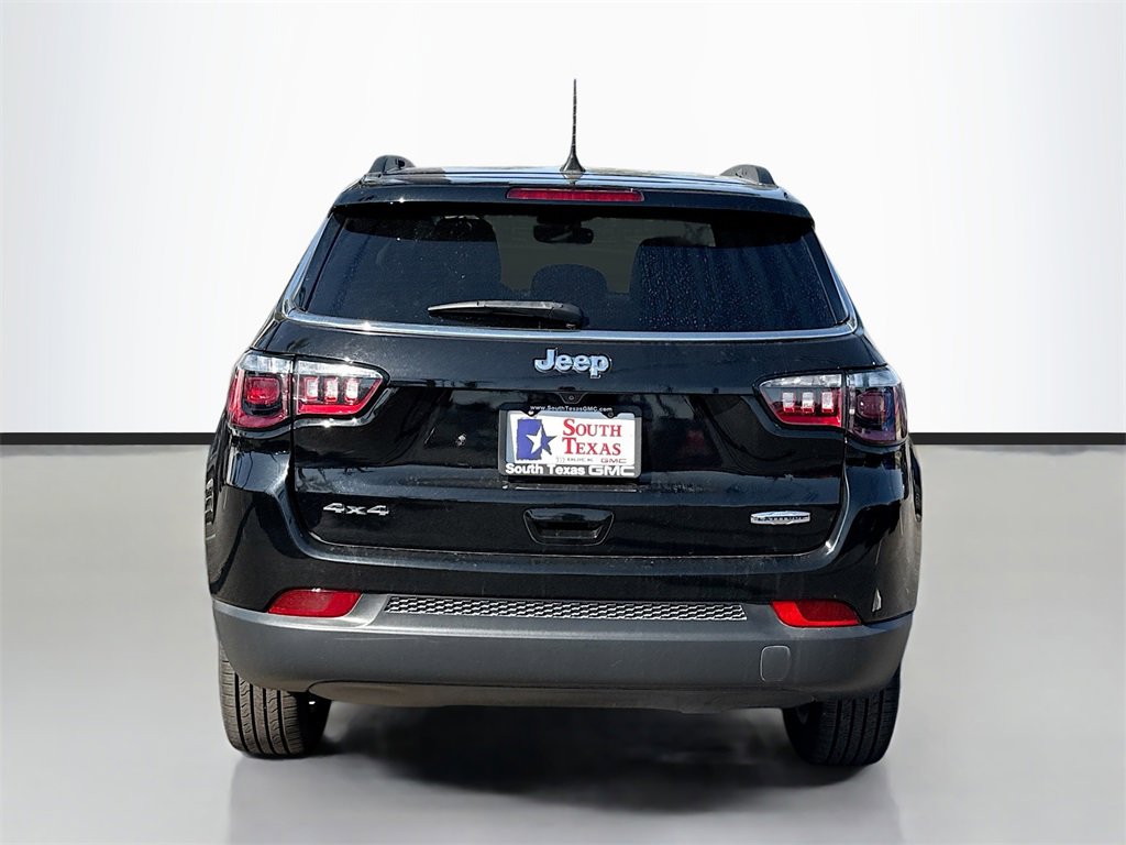 Used 2022 Jeep Compass Latitude w/ Convenience Group image 6