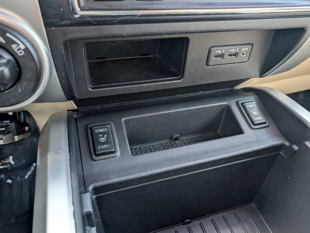 Used 2019 Nissan Titan SV w/ SV Convenience Package AWD/4WD image 26