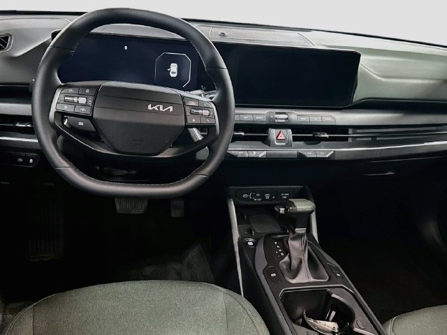Certified 2025 Kia K4 EX FWD image 19