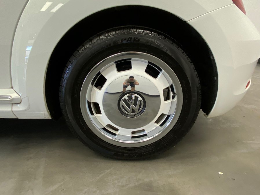 Used 2018 Volkswagen Beetle 2.0T Coast FWD image 27