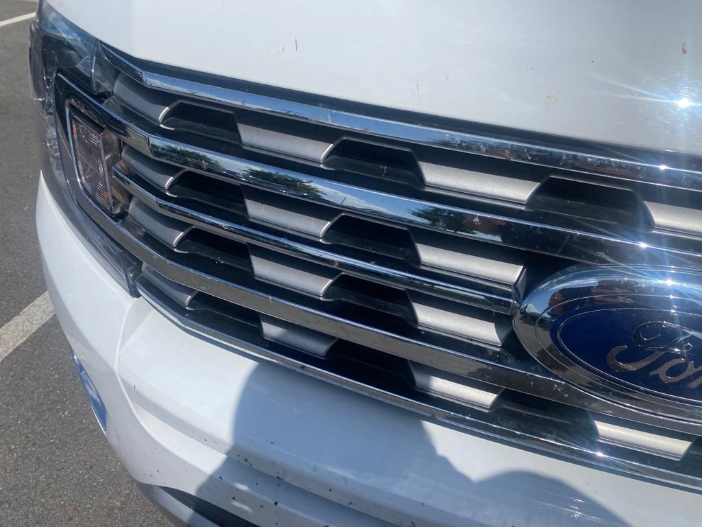 Used 2021 Ford Expedition Limited RWD image 4
