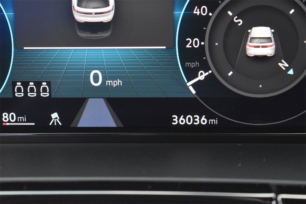 Used 2024 Volkswagen Atlas Cross Sport SE image 28