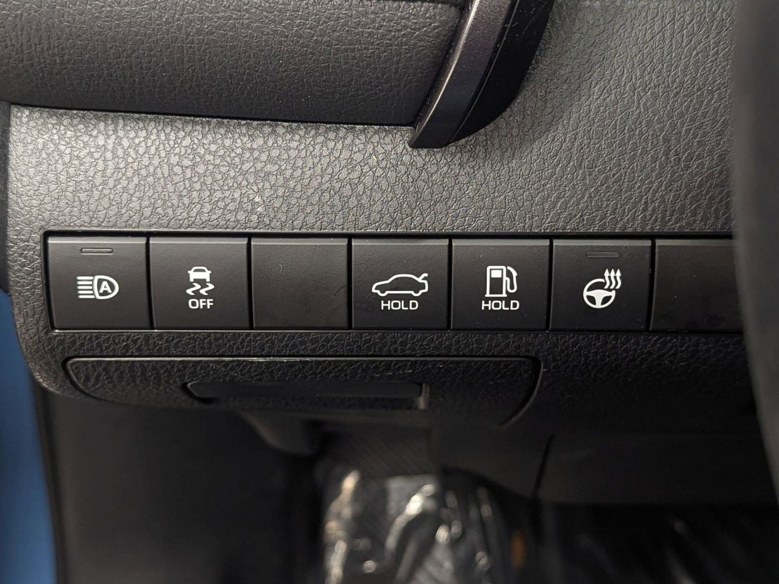 Used 2023 Toyota Camry SE image 15