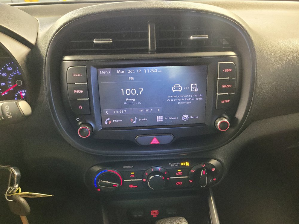 Used 2022 Kia Soul LX FWD image 25