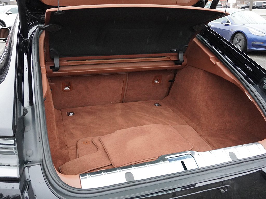 Used 2023 Porsche Panamera 4 Platinum Edition image 22