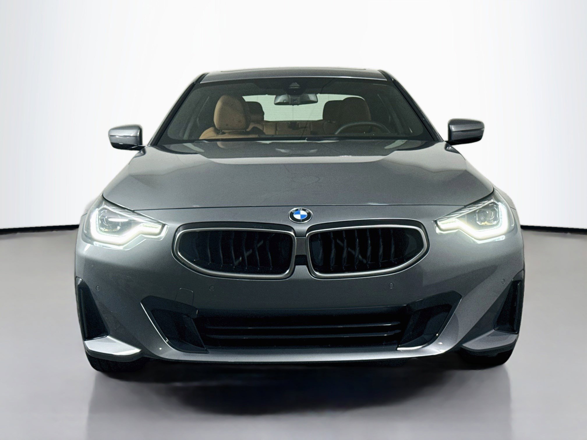 Used 2026 BMW 230i xDrive Coupe AWD/4WD image 2