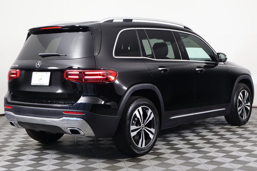 New 2026 Mercedes-Benz GLB 250 image 2