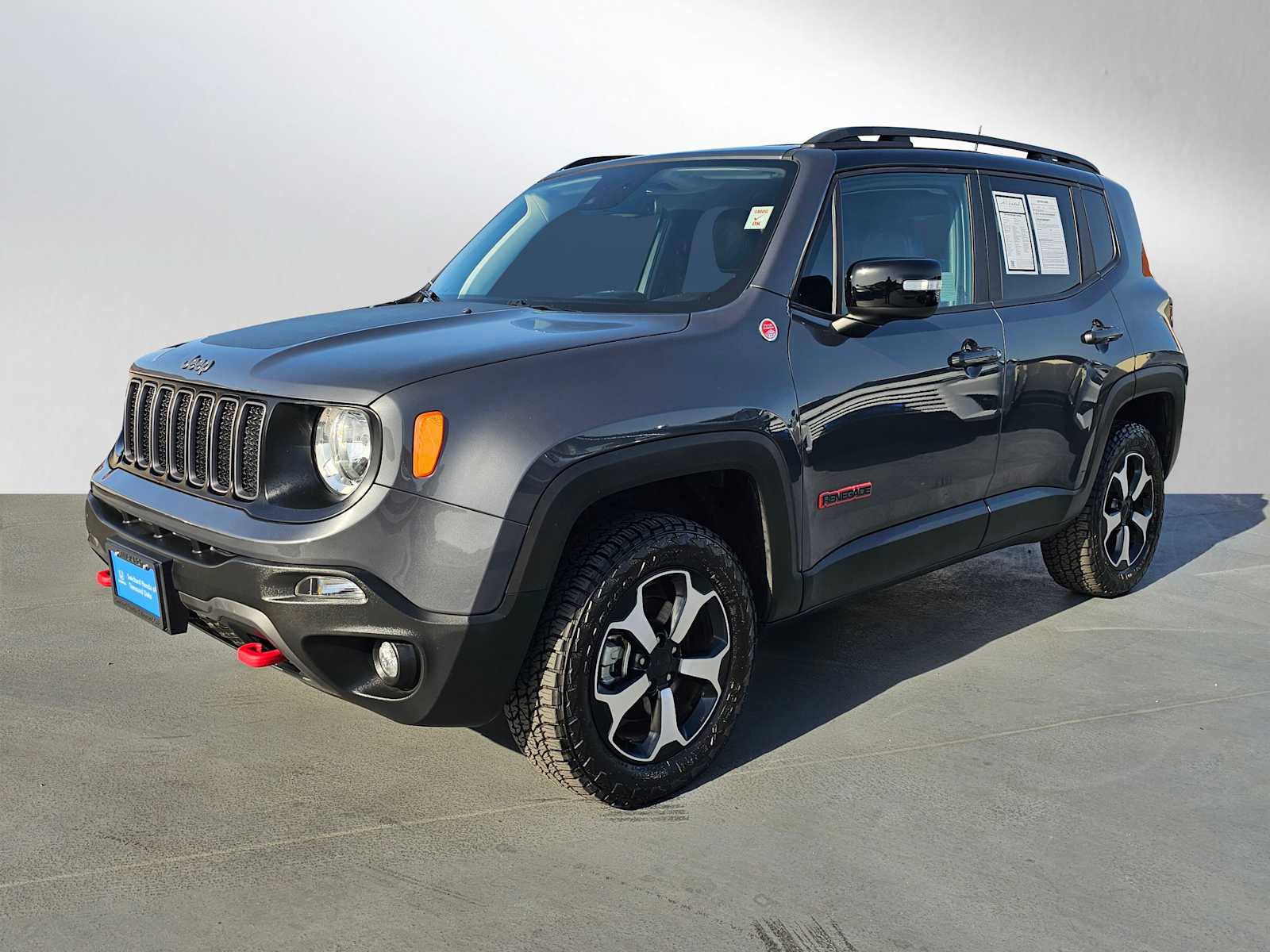 Used 2022 Jeep Renegade Trailhawk AWD/4WD image 7