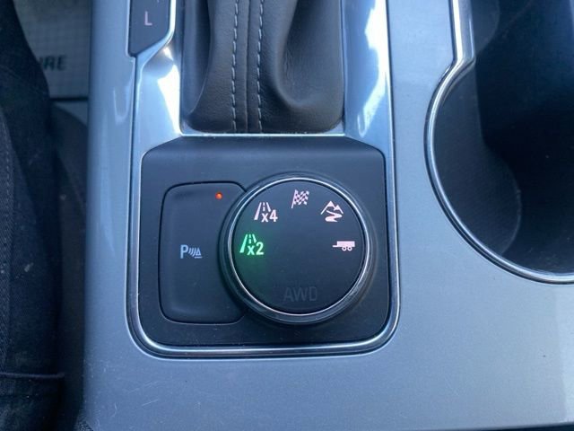 Used 2020 Chevrolet Blazer LT AWD/4WD image 16