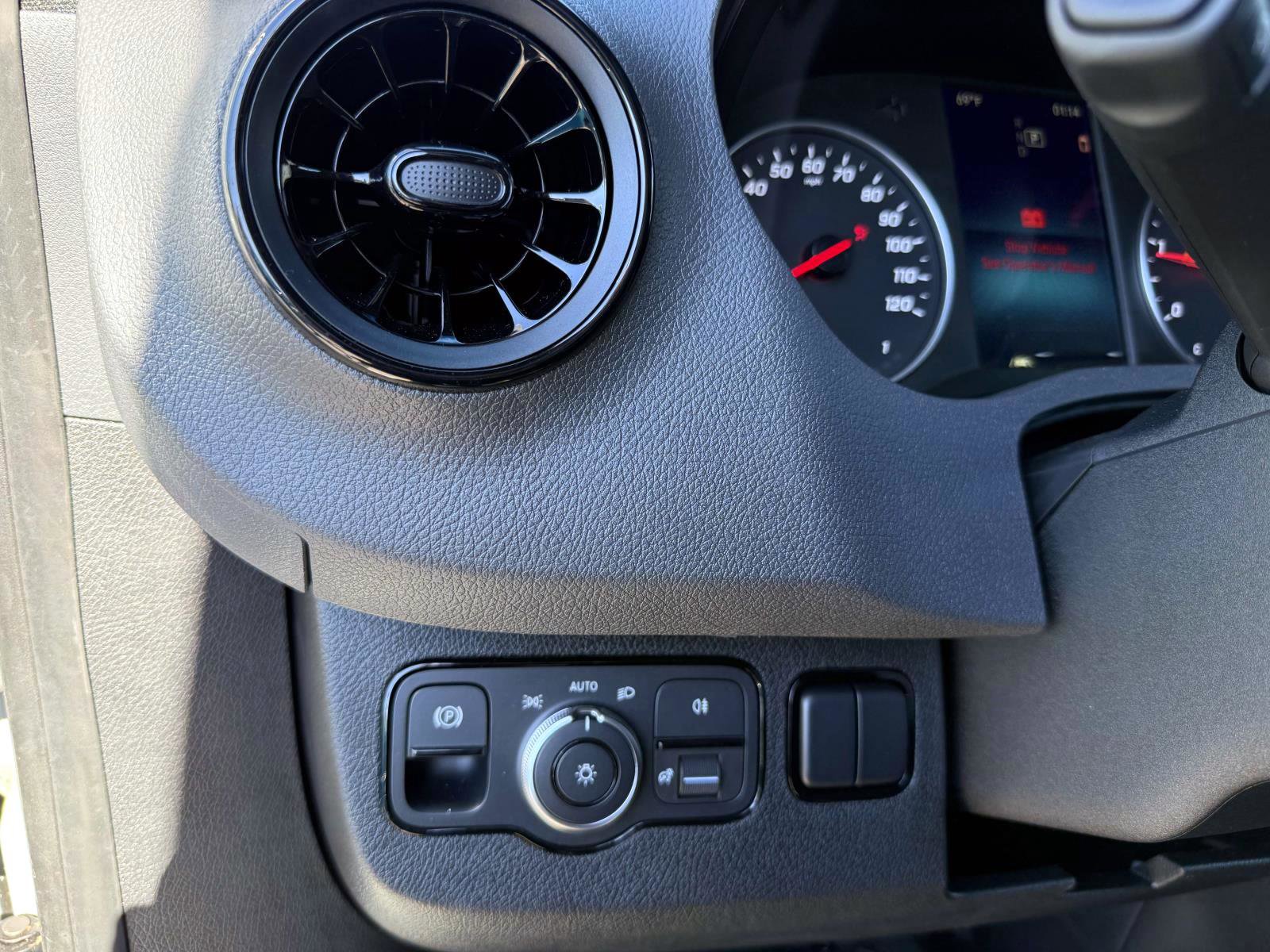 Used 2024 Mercedes-Benz Sprinter 144 Cargo image 32