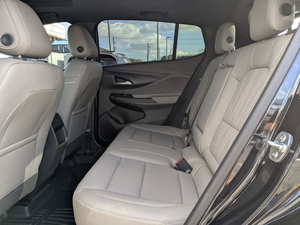 Used 2025 Buick Envista Avenir image 14