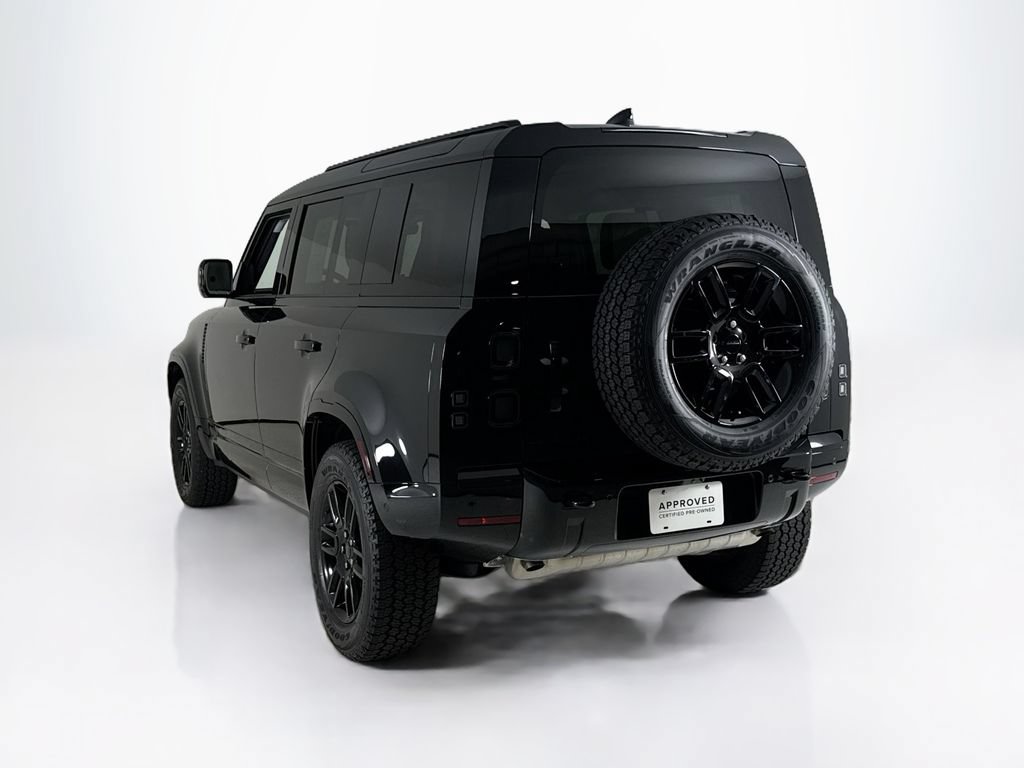 Used 2026 Land Rover Defender 110 X-Dynamic SE AWD/4WD image 3