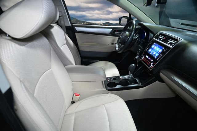 Used 2019 Subaru Outback 2.5i Premium image 43