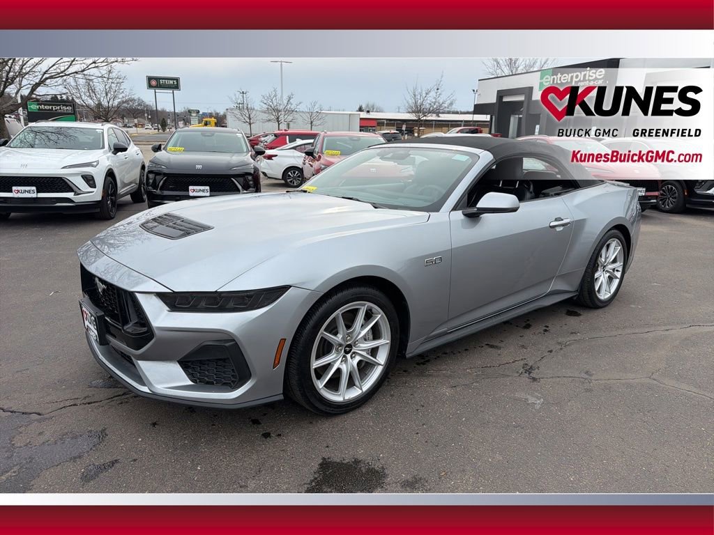 Used 2025 Ford Mustang GT Premium image 22