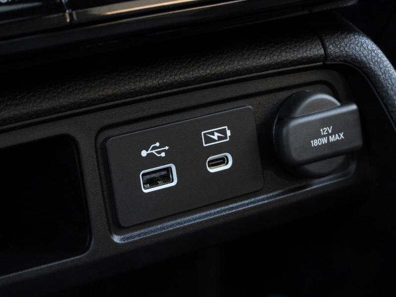 Used 2025 Honda Pilot TrailSport image 71