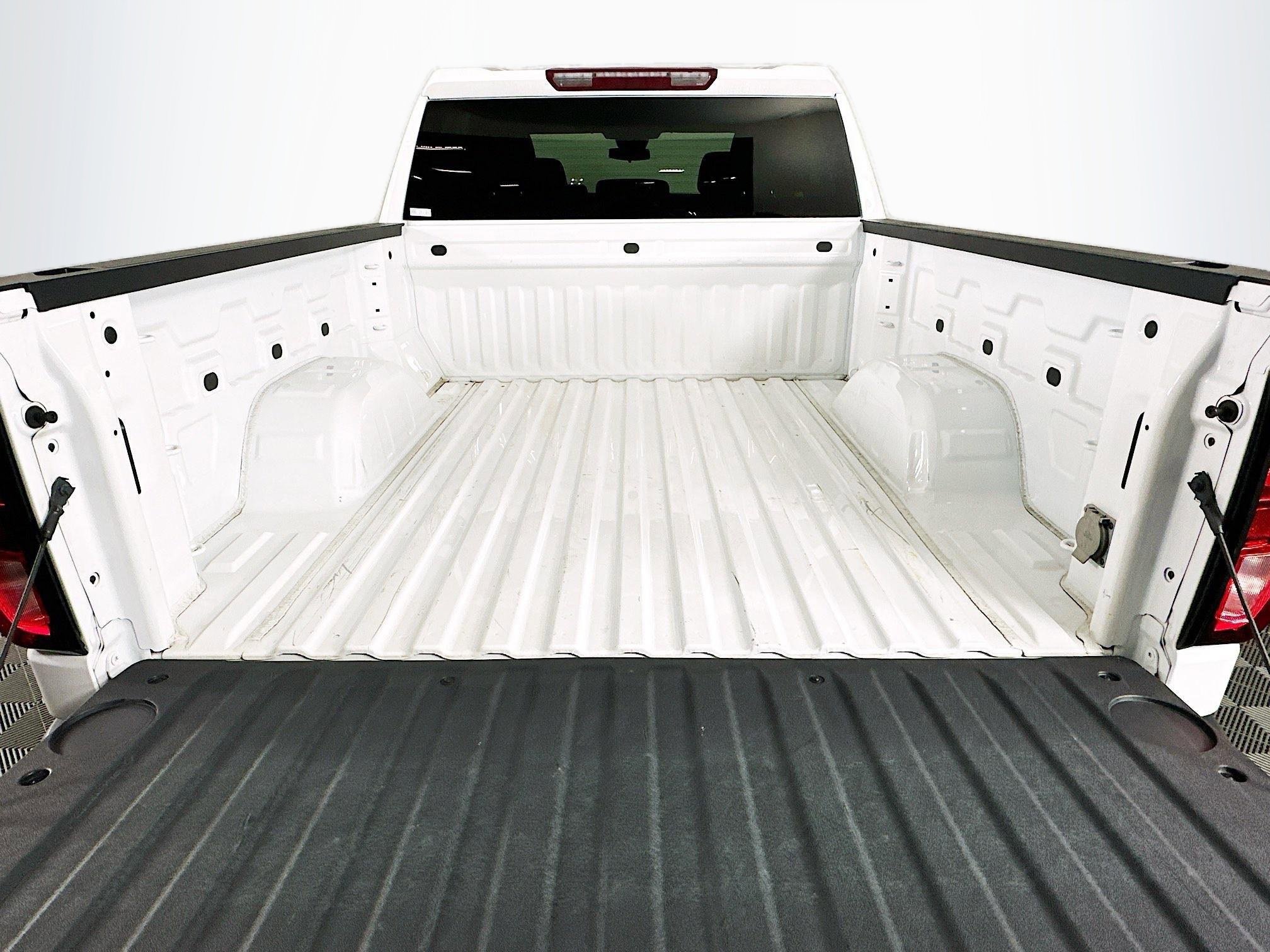 Used 2024 GMC Sierra 1500 Elevation w/ LPO, Elevation Black Package image 26