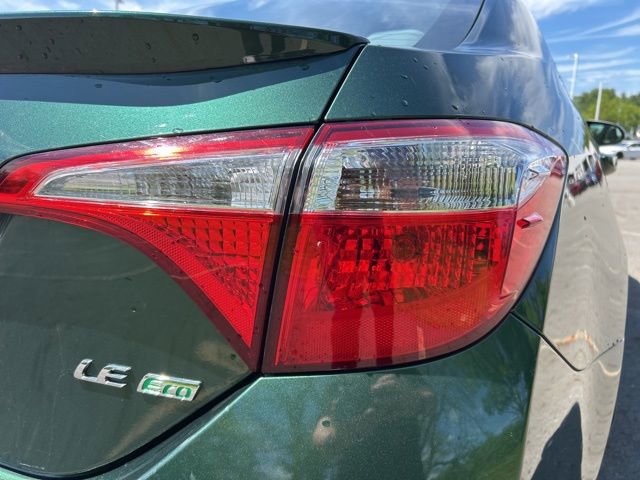 Used 2015 Toyota Corolla LE FWD image 10