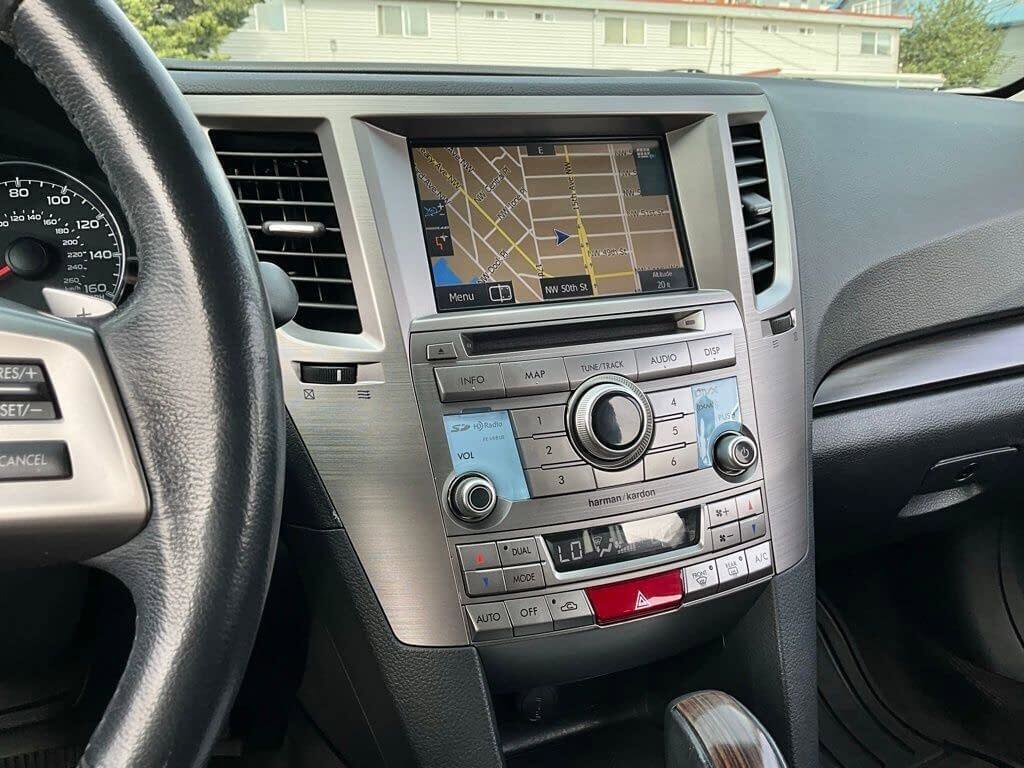 Used 2014 Subaru Outback 3.6R Limited image 16