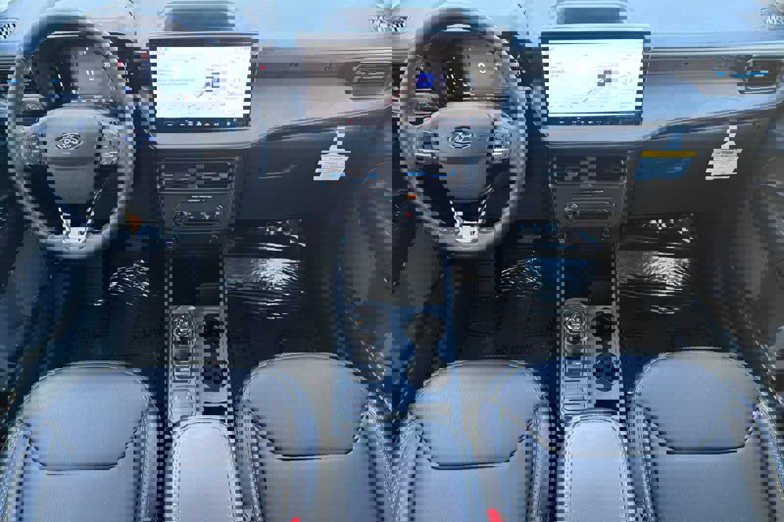 New 2026 Ford Maverick Lobo image 3