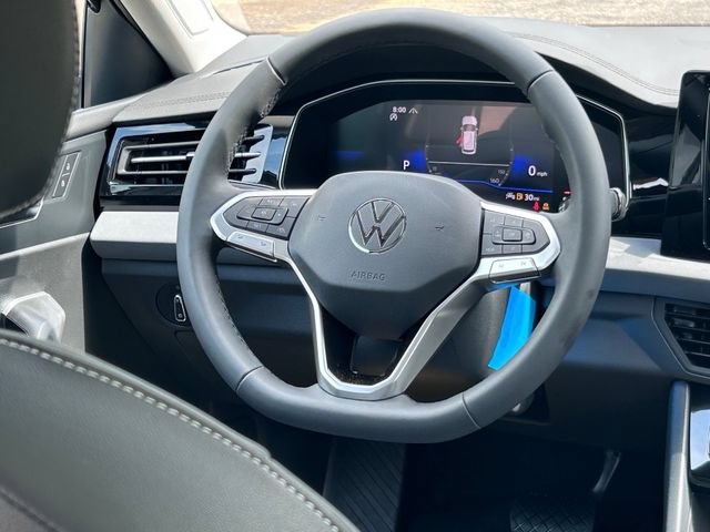 New 2026 Volkswagen Jetta SE FWD image 14
