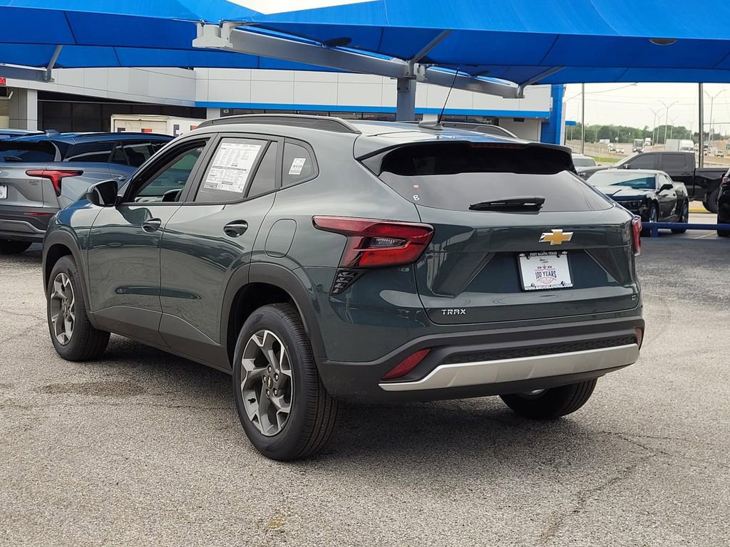 New 2026 Chevrolet Trax LT FWD image 3