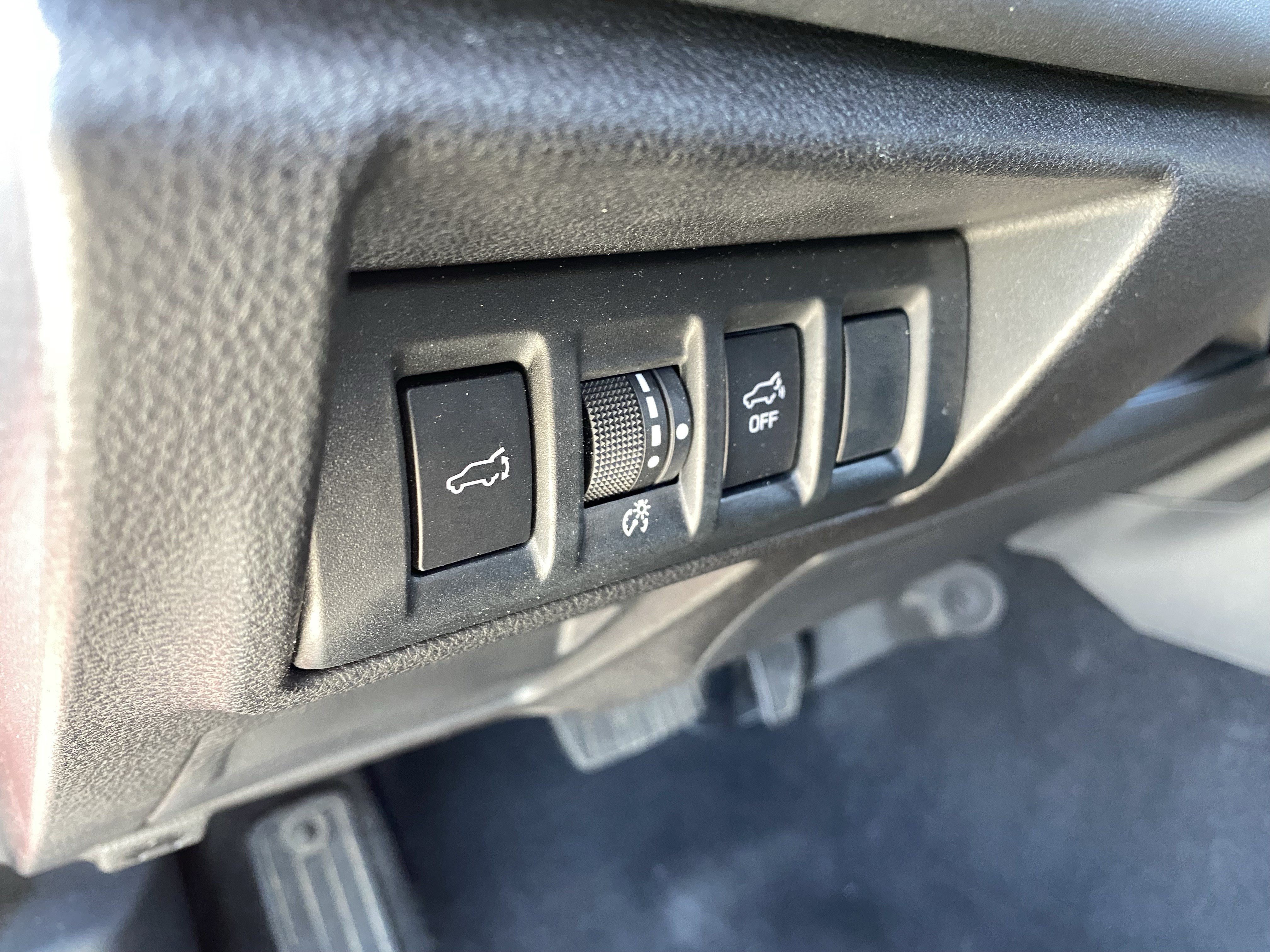 Used 2024 Subaru Outback Limited AWD/4WD image 22