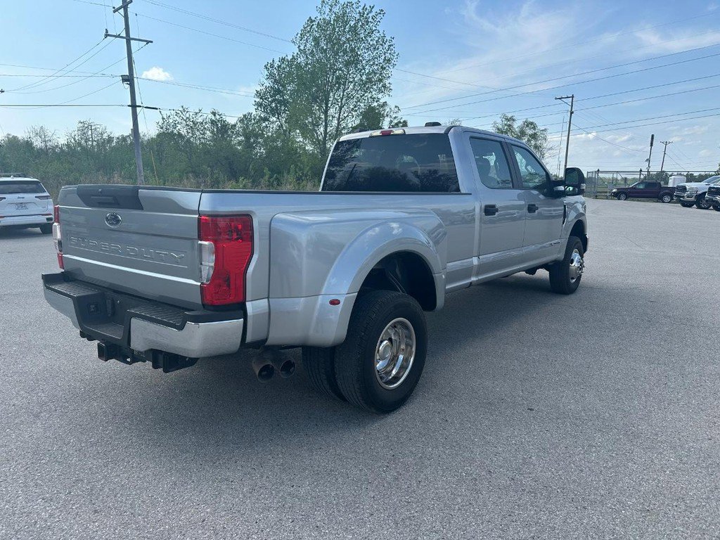 Used 2021 Ford F350 XL w/ STX Appearance Package AWD/4WD image 5
