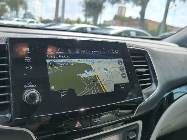 Used 2019 Honda Pilot Touring image 16