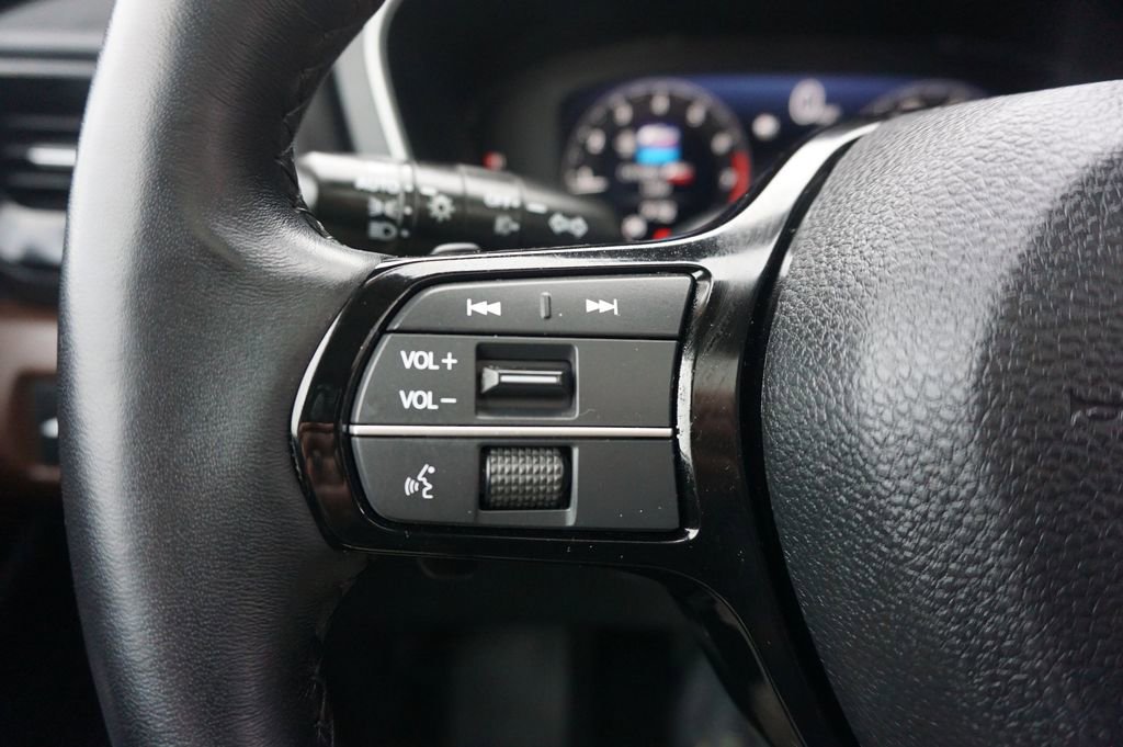 Used 2024 Honda Pilot Elite image 8