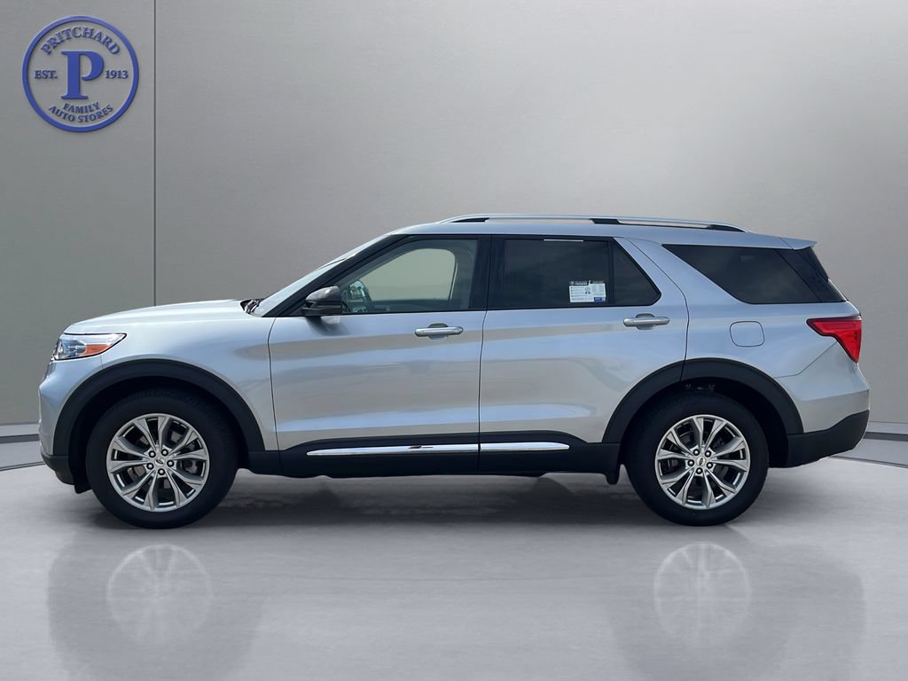 Used 2023 Ford Explorer Limited w/ Limited Technology Package AWD/4WD image 4