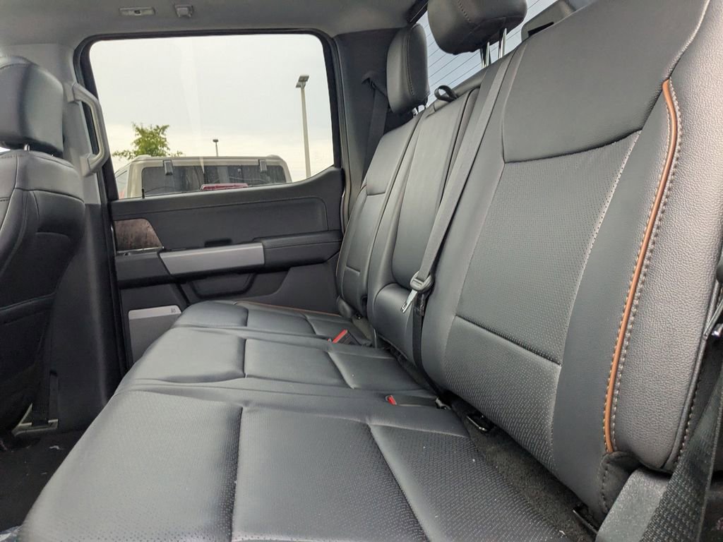 New 2025 Ford F250 Lariat w/ Lariat Ultimate Package image 14