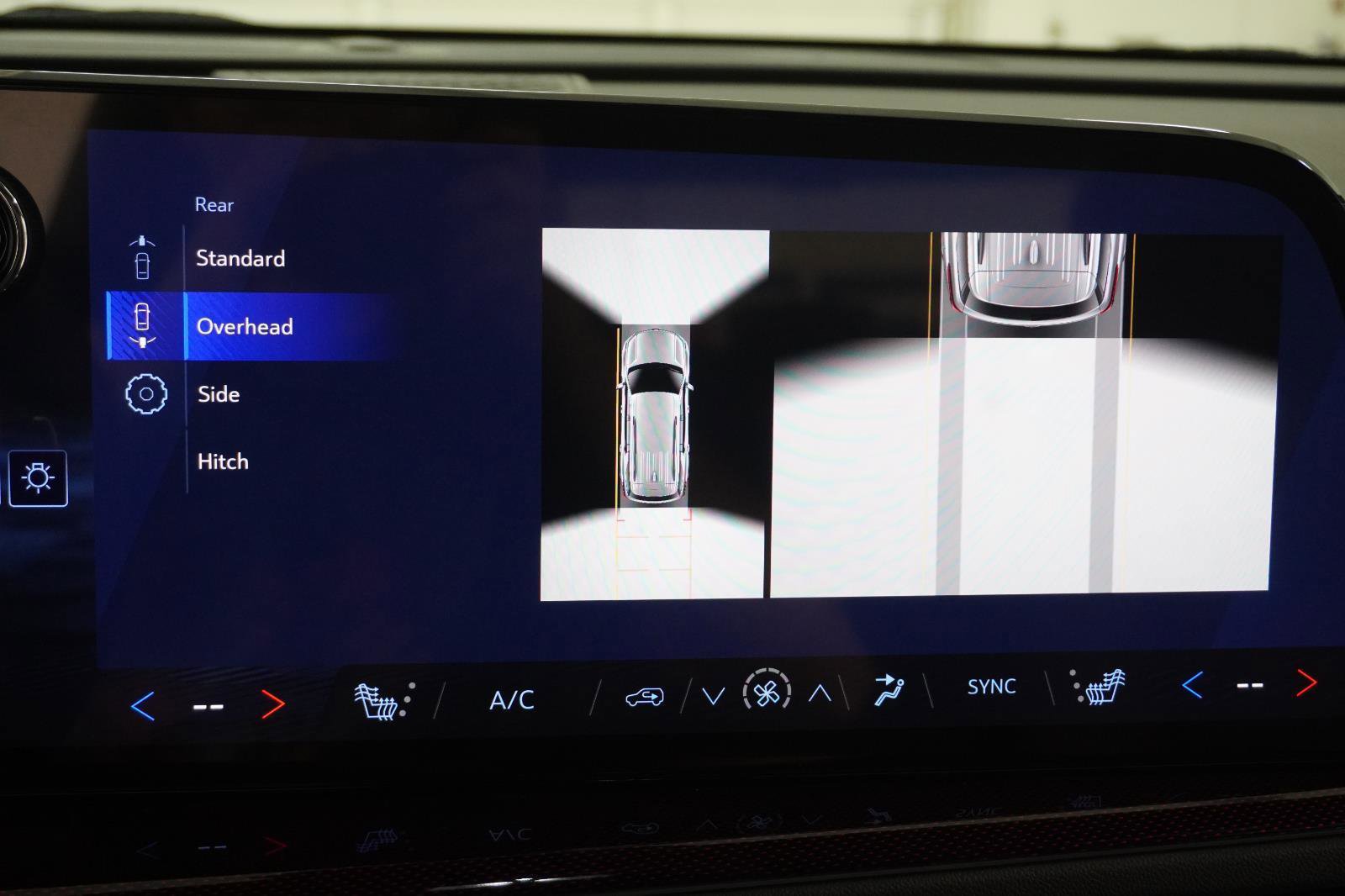 New 2026 Chevrolet Traverse Z71 w/ Enhanced Driving Package image 30