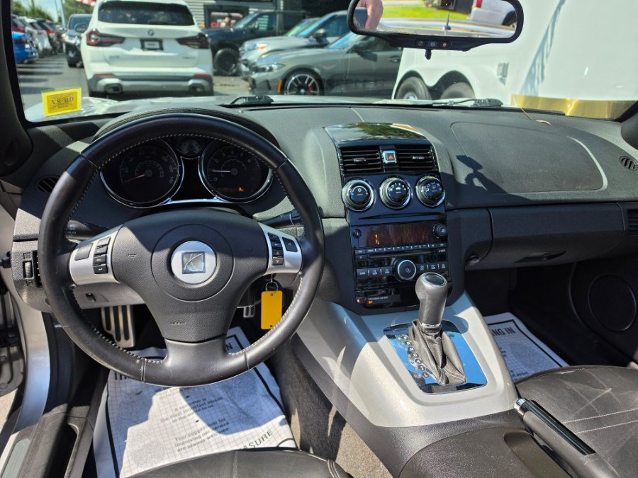 Used 2008 Saturn Sky w/ Premium Trim Package RWD image 16