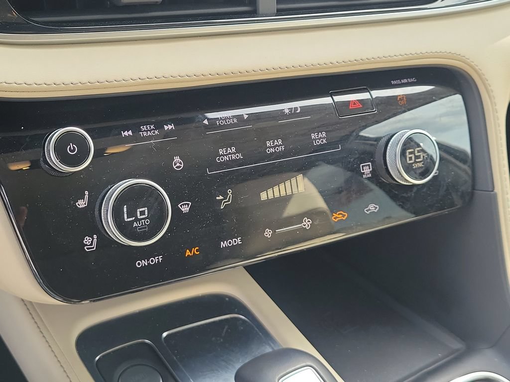 Used 2023 INFINITI QX60 Luxe w/ Cargo Package AWD/4WD image 34