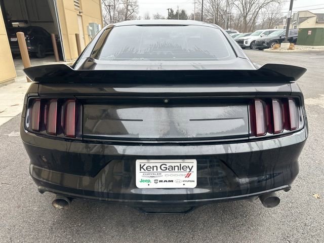 Used 2017 Ford Mustang EcoBoost image 5